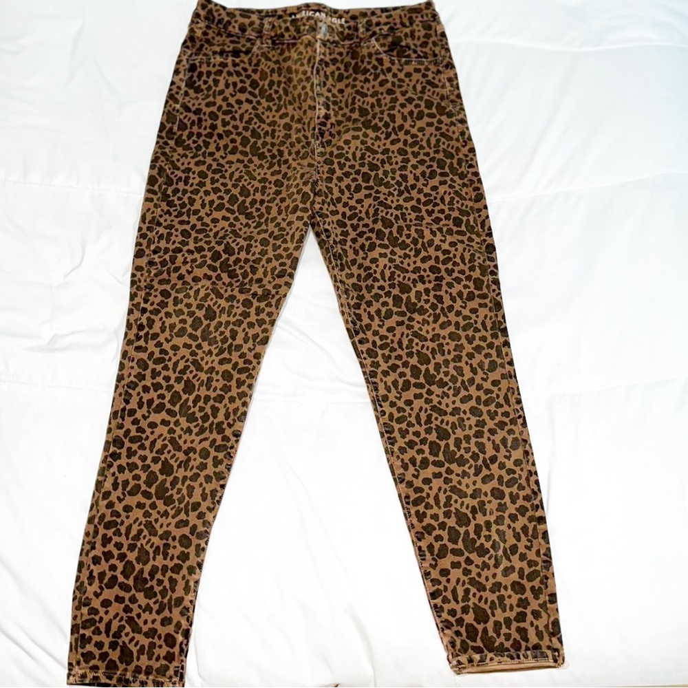 American Eagle cheetah/Leopard Jegging